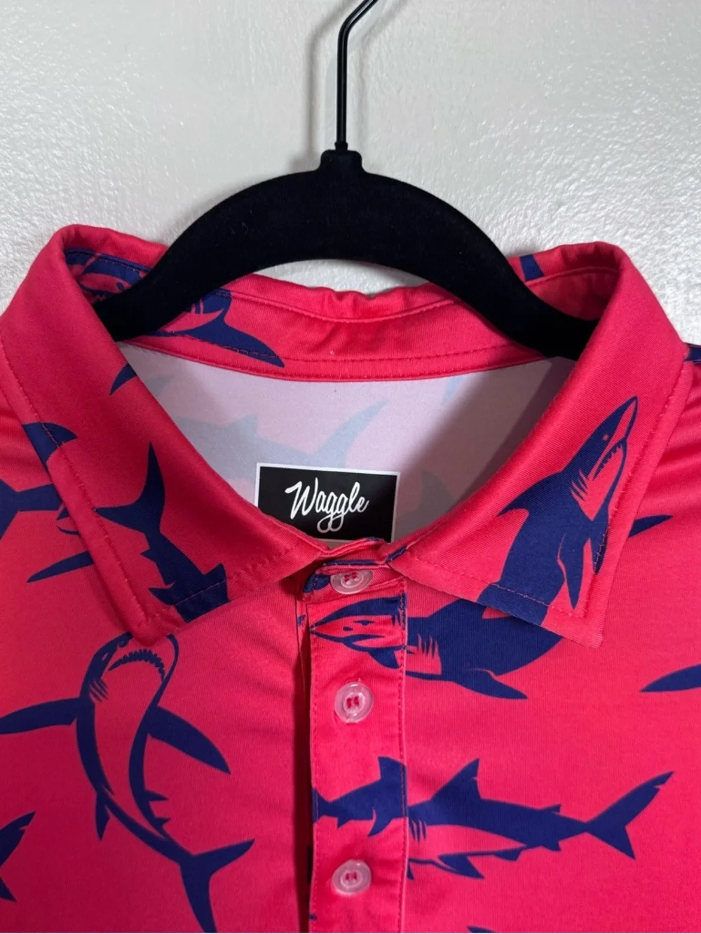 Waggle Men’s Pink with Bold Blue Shark Sz L Short Sleeve Sea Fishing Polo Shirt - Picture 3 of 9